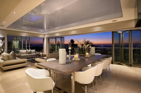 Глянцевые потолки