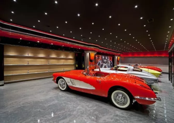 Чёрные натяжные потолки